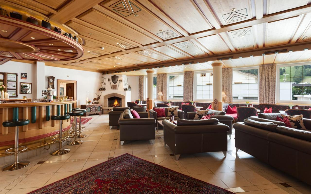 Aparthotel Hochland Gmbh Nauders Bagian luar foto