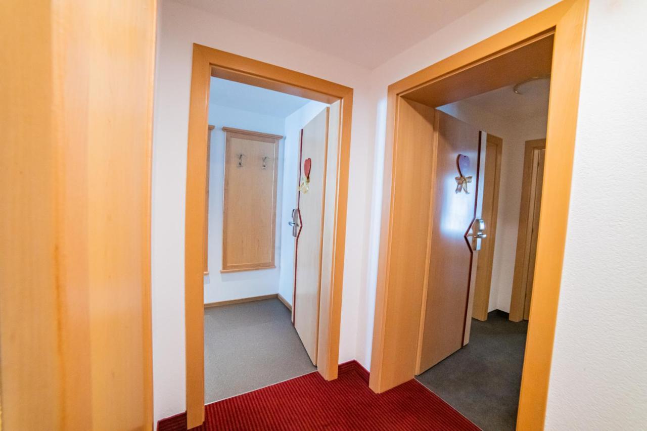 Aparthotel Hochland Gmbh Nauders Bagian luar foto