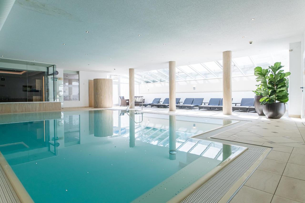 Aparthotel Hochland Gmbh Nauders Bagian luar foto